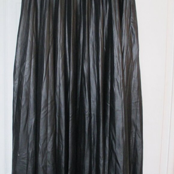 Pull&Bear Faux Leather Long Black Skirt Elastic Waist - Size US M - Picture 2 of 8